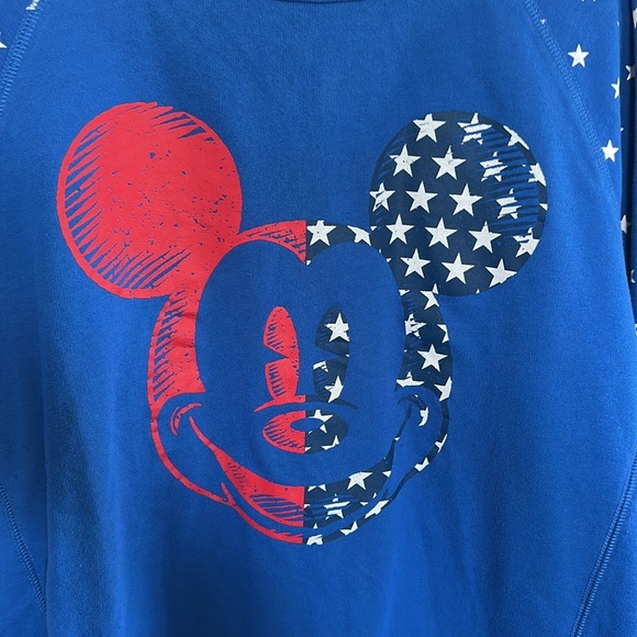 Disney Parks Mickey with stars size large - Picture 3 of 4